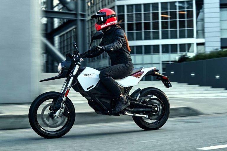 Rostock: Zero FXE Electric Motorcycle Rental