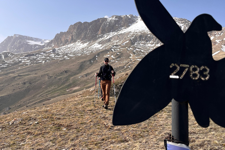 3 day trekking between mountain villages Khinaliq - Qriz Baku: 3 day trekking aroud mountain villages Guba - Khinalig