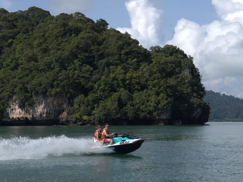 Langkawi : Excursión en moto acuática para descubrir la isla de Tuba ...