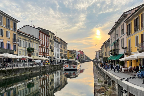 Mediolan: Wycieczka łodzią po kanale Navigli z aperitivoMediolan: Rejs wycieczkowy po kanale Navigli z aperitivo