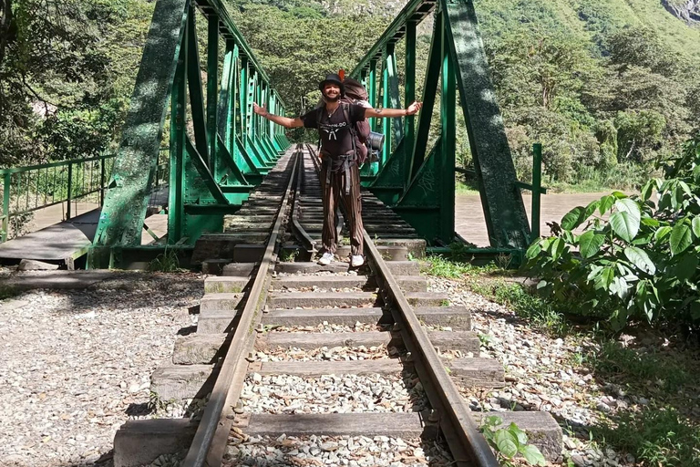 Cusco: Transfer Cusco to Hydroelectric to go to Machupicchu Cusco: Transfer Cusco - Hydroelectric to go to Machupicchu