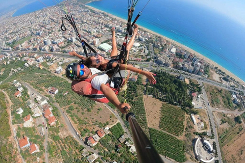 Alanya: Tandem Paragliding Tour with Hotel Transfer