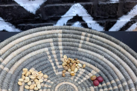 Kigali: Coffee Tour with Hotel Pickup and Tasting