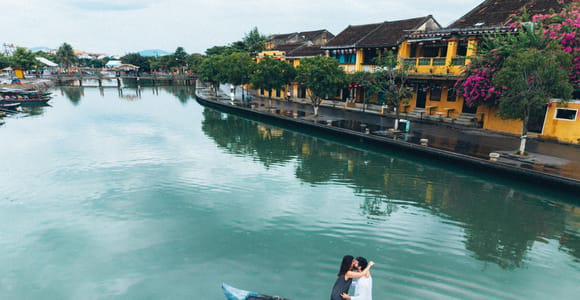 Hoi An: Private Sunrise Photoshoot Before the Crowds