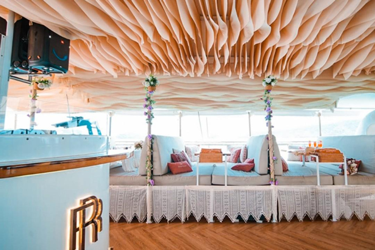 Phuket：New Year’s Eve Cruise with Fireworks & DJ party Rhapsody Happy New Year Event Single ticket