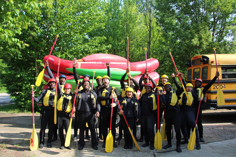Rafting w Quebecu: półdniowa wycieczka pełna wrażeń!Quebec: Półdniowa wycieczka i moc wrażeń podczas spływu raftingowego!