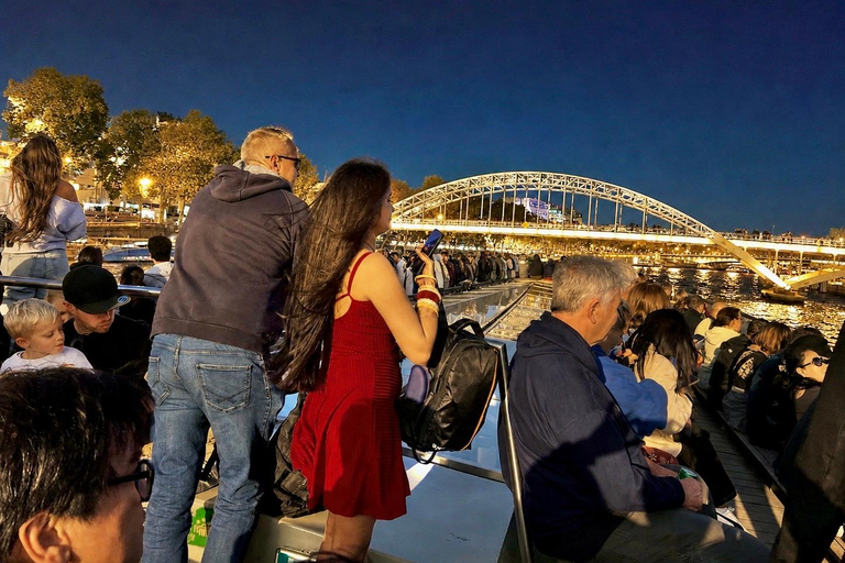 Paris: Illuminated Seine Night Cruise from the Eiffel Tower Paris: Illuminated Seine River Night Cruise & Free Postcard