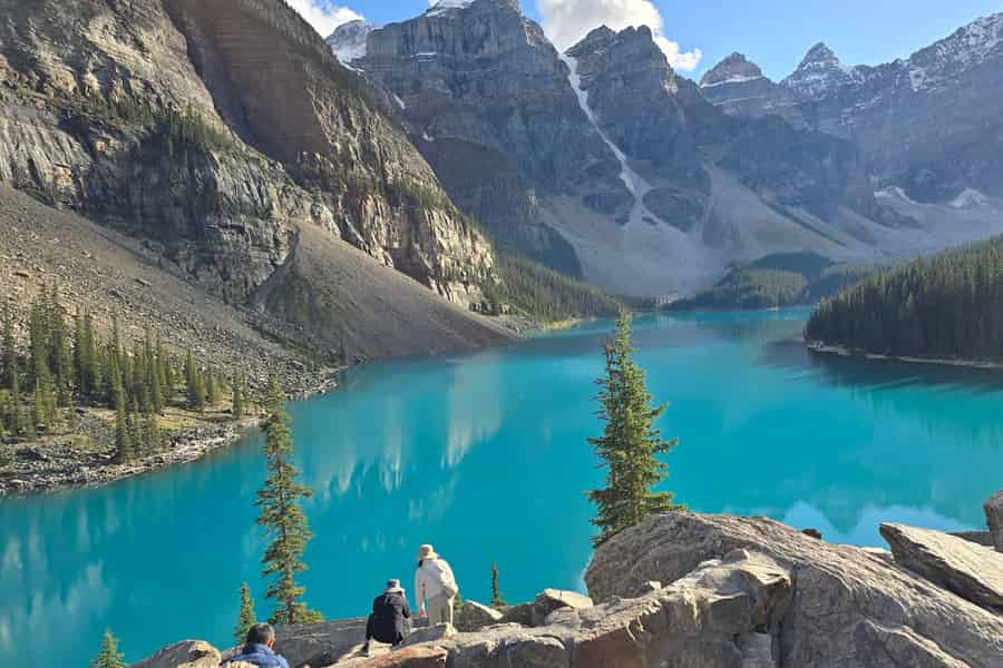 Banff/Canmore: Shuttle zum Moraine Lake, Lake Louise. Foto: GetYourGuide