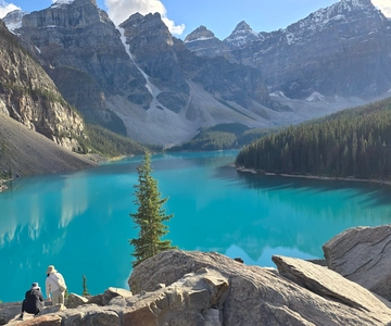 Calgary/Banff/Canmore: Shuttle to Moraine Lake, Lake Louise