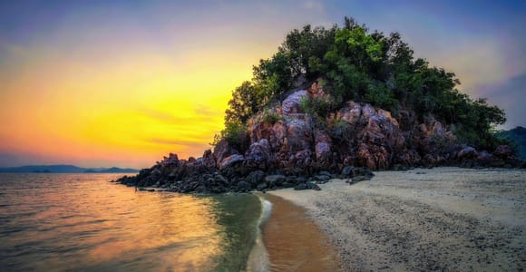 Krabi: Luminous Lagoon, Sunset Islands & Speedboat Adventure