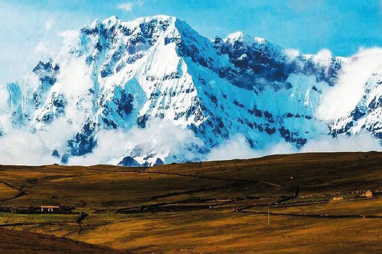 Climbing Ausangate in 6 Days Adventure Tour