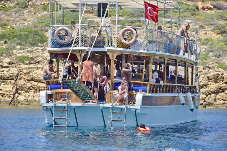 Bodrum: Cleopatra Island Tour with Lunch and Swimming Stops