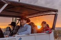 Scottsdale, Tournée de Jeep du coucher du soleil dans le ciel peint - Hizvo