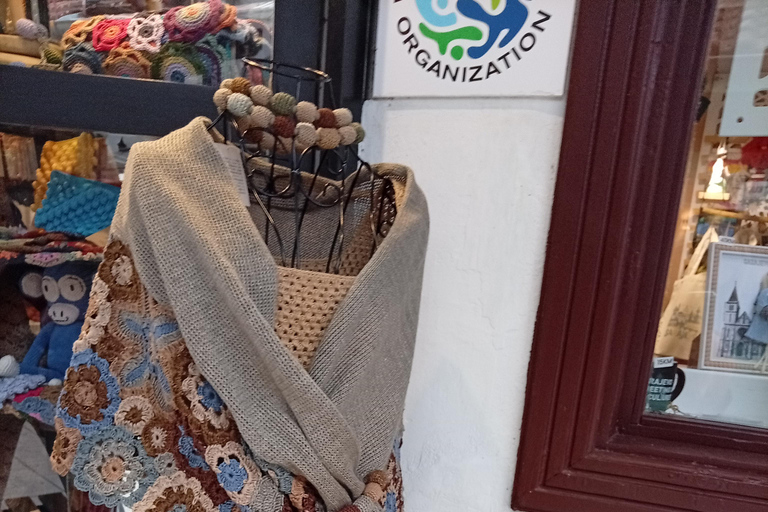 Discover the handicrafts and souvenirs of Sarajevo in Spanish Discover Sarajevo's handicrafts and souvenirs in Spanish