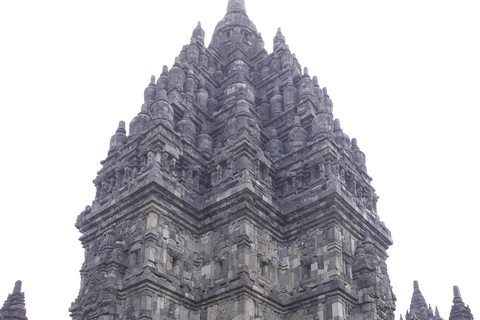 Prambanan Sunsite e apresentação do balé Ramayana