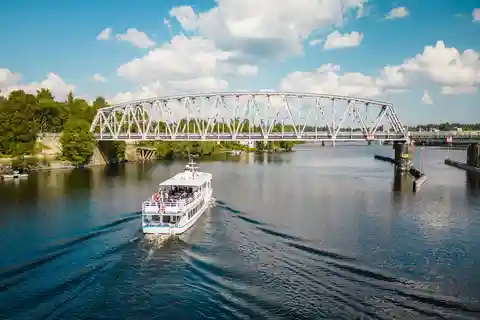 Savonlinna: Little Captain's Sightseeing Cruise m/s Ieva