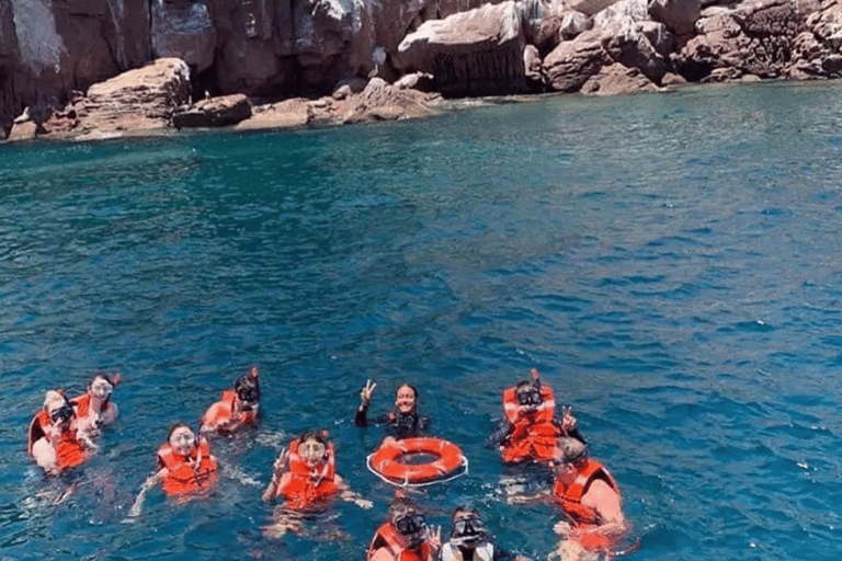 La Paz: Boat ride to Espiritu Santo island and sloop