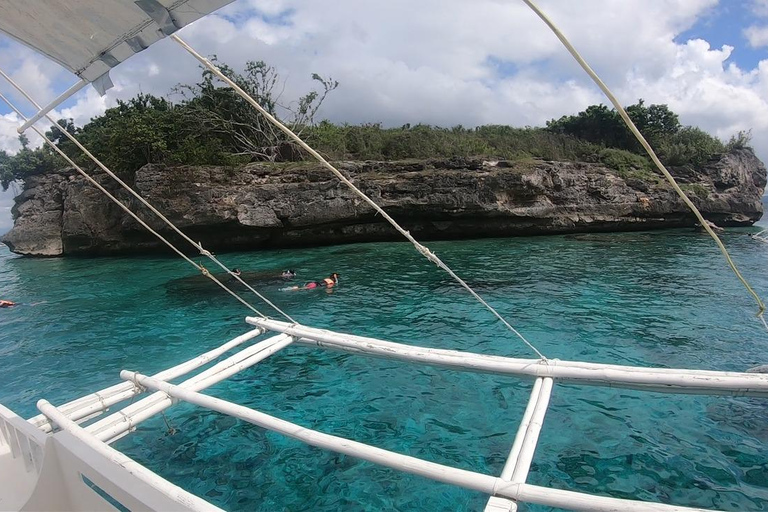 Moalboal: Island hopping i 1-dniowa wycieczka do wodospadu Mantayupan