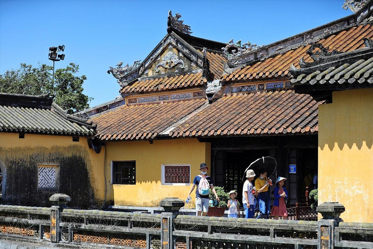 Visita de un día a la ciudad de Hue en grupo privado o reducido con Todo IncluidoTour de la ciudad de Hue en grupo reducido con Todo Incluido