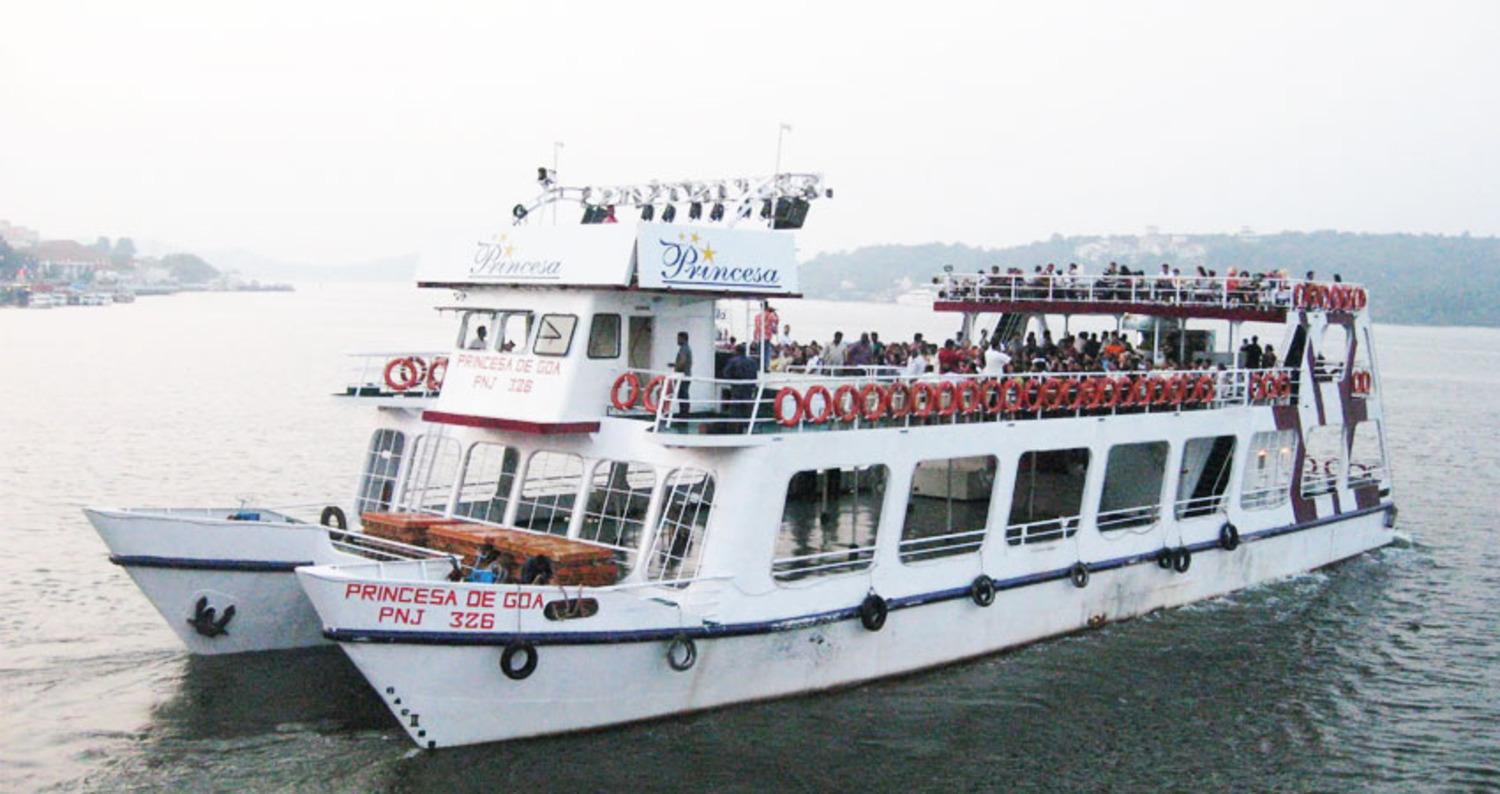 Goa: Party-Dinner-Kreuzfahrt mit Live-Musik und Unterhaltung