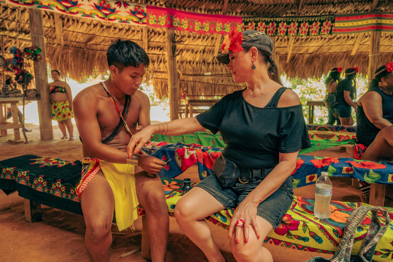 Panama City: tour del villaggio indigeno Embera e delle cascate