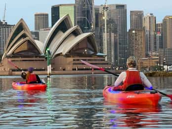 Sydney: Opera House and Harbour Guided Kayak Tour