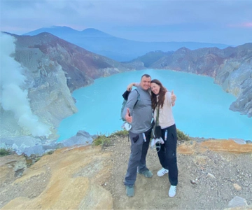 Banyuwangi: Caminhada ao nascer do sol no Monte Ijen com recolha de passageiros e exame médico