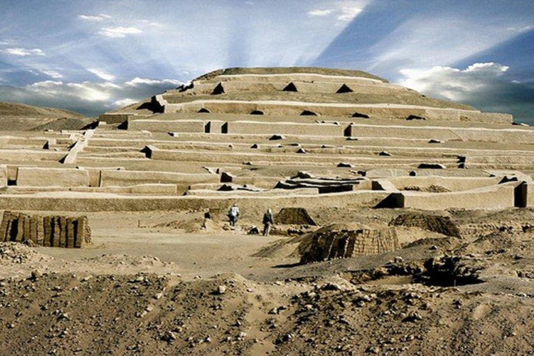 Cahuachi Ceremonial Center Tour