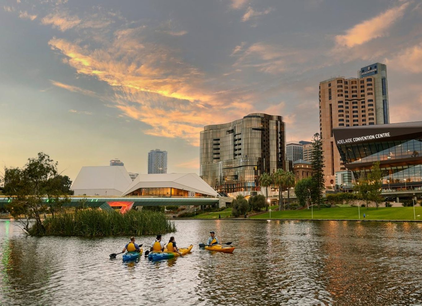 Adelaide: Kajakoplevelse i byen