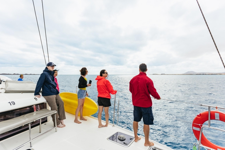 Fuerteventura: tour de 4 horas navegando de la isla de LobosFuerteventura: tour de 4 h en catamarán de la isla de Lobos