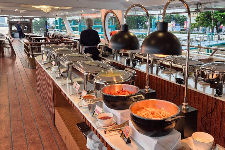 Bangkok: Premium Dinner Cruise With Buffet & Wat Arun Views Thai & International Buffet (Unlimited Chang Draft Beer)