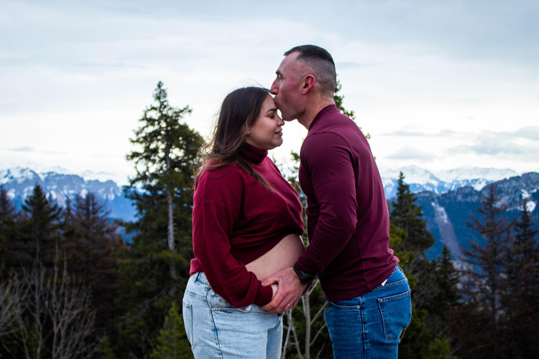 Annecy: Private Photo Session with Edited Photos