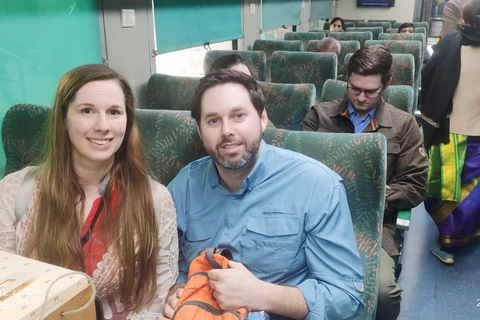 From Delhi: All Inclusive Taj Mahal Tour by Express Train All Inclusive VIP Day Tour