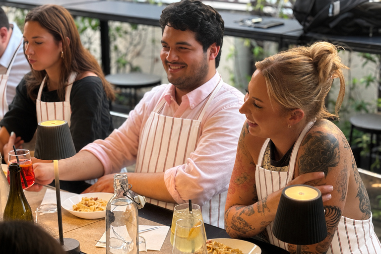 Rome: Rooftop Cooking Class with Spritz Cocktails