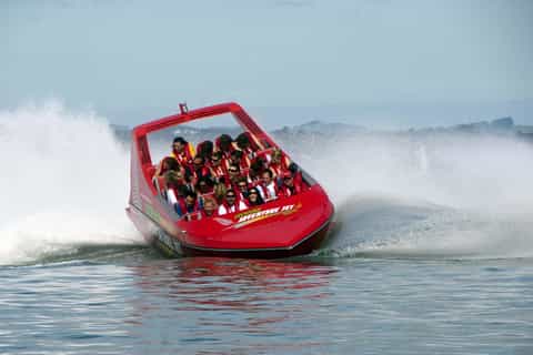 Auckland: Auckland Jetboat Ride. - Image 3