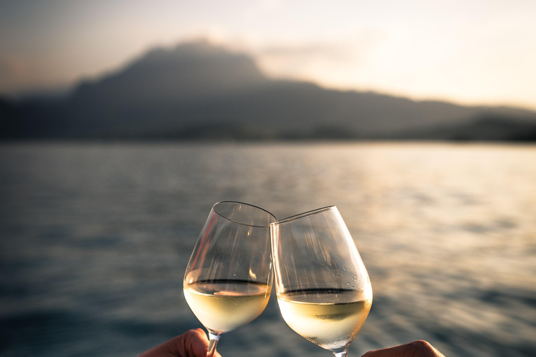 Lake Lucerne: Candlelight Dinner Cruise