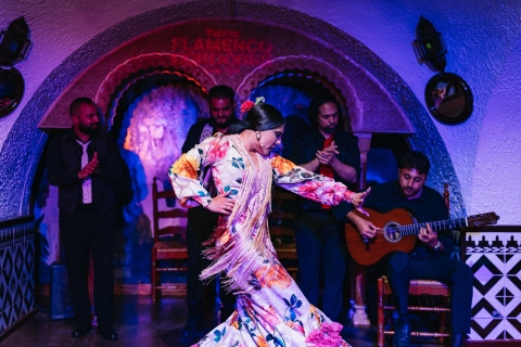 Barcelona: pokaz flamenco w Tablao Flamenco CordobesPokaz flamenco z degustacją tapas i drinkiem