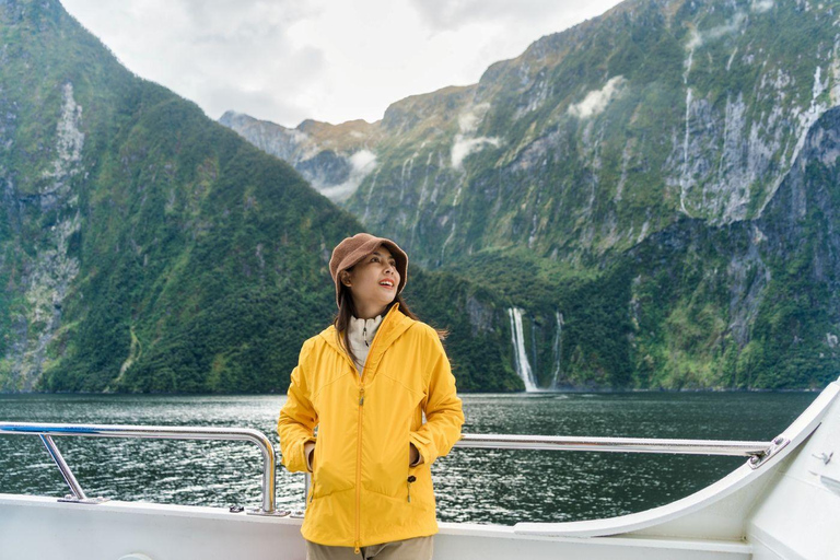 Queenstown: Milford Sound Private Tour