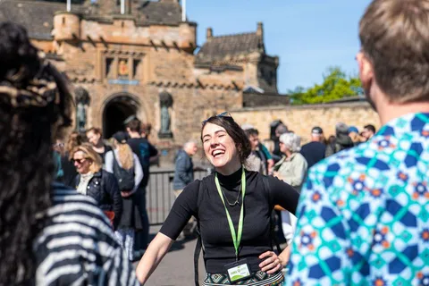 Edinburgh: Edinburgh Castle Guided History Tour with Tickets