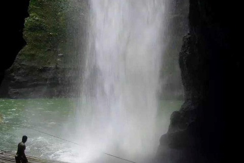 Chutes de Pagsanjan : Excursion d&#039;une journée avec transferts depuis Manille PRIVÉE