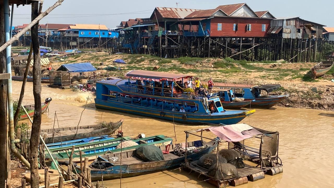 Siem Reap: Schwimmendes Dorf Kampong Phluk & Banteay Srei