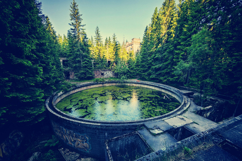 Ore Mountains: Karlovy Vary, Sauersack Mystery & Wetlands