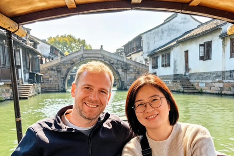 Wuzhen: Private Multilingual Guide Tour & Hotel Pick-Up West Gate Tour: French & German Guide + Hotel Transfer