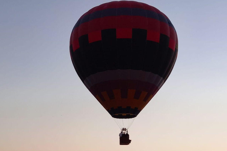 Johannesburg: Sunrise Balloon Ride Over Cradle of Humankind