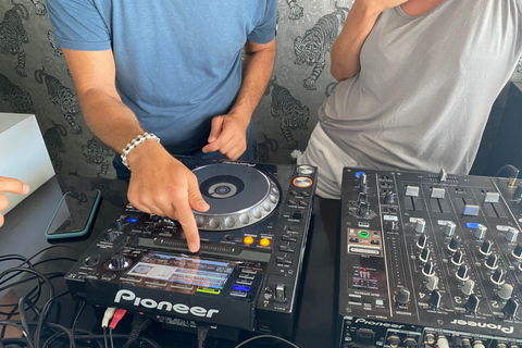 APPRENDRE A MIXER AVEC UN DJ PROFESSIONEL