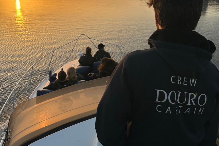 Oporto: Yate Premium al atardecer o de día en el río Duero