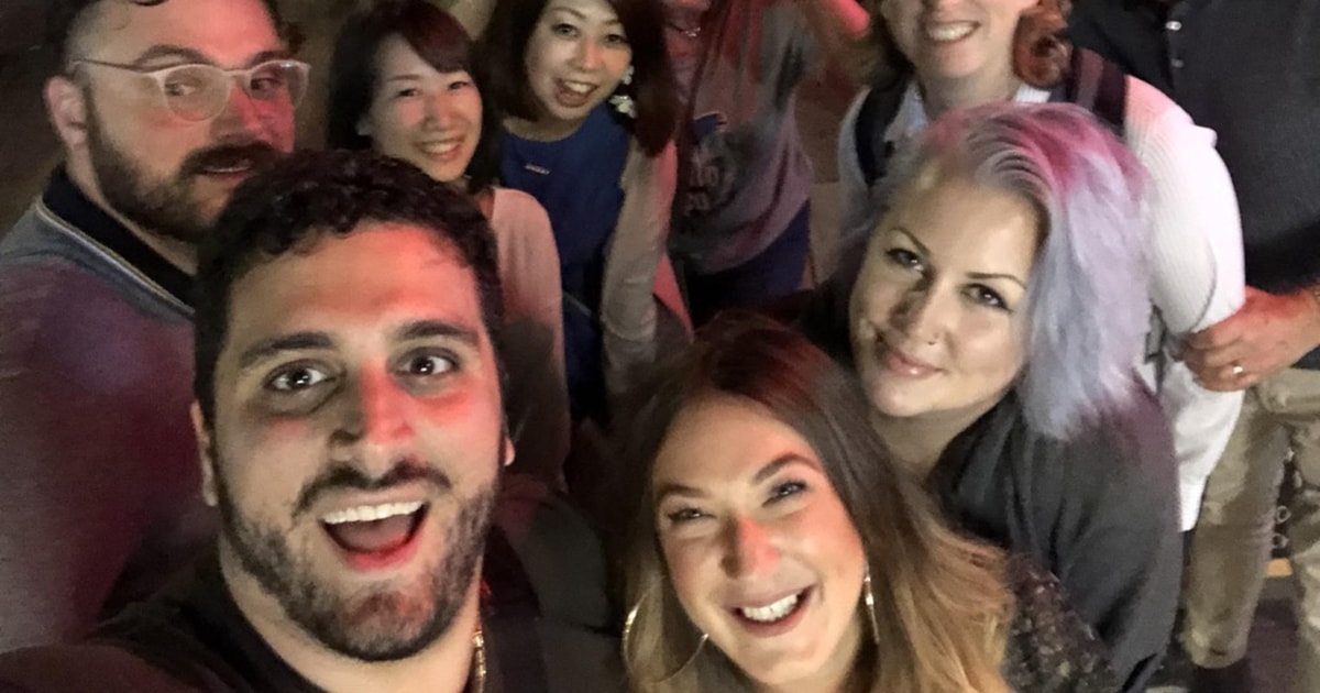 Williamsburg Definitive Dive Bar Crawl with the Bar Buds GetYourGuide