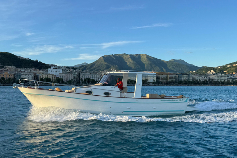 Private Amalfi Coast Boat Tour by boat with Aperitif & snack Private Amalfi Coast Boat Tour by Gozzo with Skipper & Drink