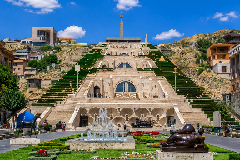 From Tbilisi: Armenia Day Trip with Lake Sevan & Yerevan