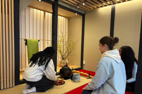 Kyoto: Okada Japanese Tea Ceremony with Matcha and Sweets